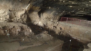 Σε μια σπηλιά της Νότιας Αφρικής ανακαλύφθηκε η παλαιότερη απόδειξη χρήσης της φωτιάς