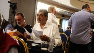 ΣΥΡΙΖΑ: Κοινό μέτωπο Πολάκη, Παππά, Δούρου για «συντεταγμένες συνεργασίες» - «Όχι στην αυτοδιάλυση»