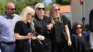 Γιώργος Σουφλιάς: Βαθιά συγκίνηση στο τελευταίο αντίο - Παρών ο Μητσοτάκης, πλήθος πολιτικού κόσμου