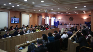 Ένταση στο Δήμο Αθηναίων για τη χρηματοδότηση έργων στα σχολεία
