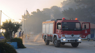 Κορινθία: Φωτιά σε δασική έκταση στα Γεράνεια - Σηκώθηκαν εναέρια μέσα
