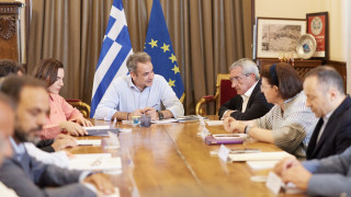 Στη Ρόδο ο Κυριάκος Μητσοτάκης: Αναβάθμιση στο λιμάνι του νησιού - Νέο νοσοκομείο στην Κω