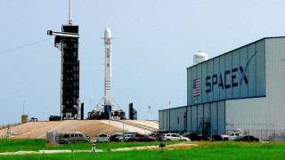 Νέα σελίδα για την SpaceX μετά την IPO - Σχέδια για πάνω από 100.000 δορυφόρους σε τροχιά