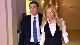 Γιώργος Μυλωνάκης: «Έχει ανακτήσει πλήρως τις δυνάμεις του»- Όσα είπε σύζυγός του Τίνα Μεσσαροπούλου