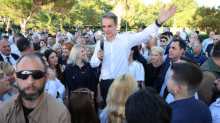 Μητσοτάκη από Βούλα: «Ο τζάμπας δεν υπάρχει, όποιος σας υπόσχεται, από κάπου θα σας τα πάρει»