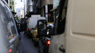 Κίνηση: «Έμφραγμα» σε Κηφισό και Κηφισίας - Καθυστερήσεις άνω των 45 λεπτών στην Αττική Οδό