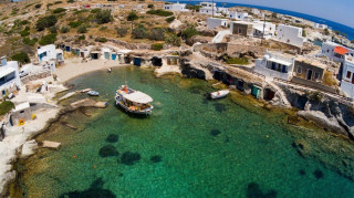 Κίμωλος: Το αυθεντικό και ήρεμο κυκλαδίτικο καλοκαίρι είναι πιο κοντά με τη SEAJETS
