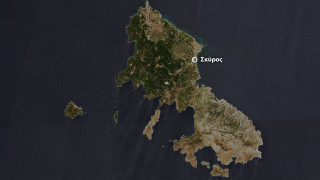Η Σκύρος από ψηλά: Δορυφορική εικόνα αποτυπώνει τον «γυμνό» Νότο και τον καταπράσινο Βορρά