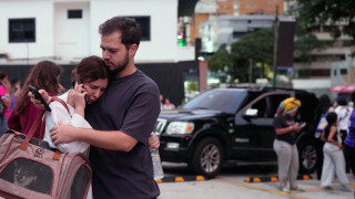 Βενεζουέλα: Σκηνές αποκάλυψης μετά τους σεισμούς - Ισοπεδώθηκαν γειτονιές, ανασύρονται νεκροί