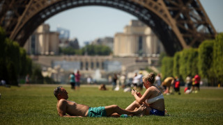 Γαλλία: Από το μεσημέρι η απαγόρευση αλκοόλ εν μέσω καύσωνα- Τετραπλασιάστηκαν οι καρδιακές ανακοπές