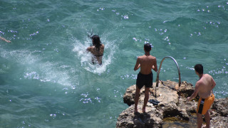 Η Ελλάδα στις πέντε χώρες της Ευρώπης με τις πιο καθαρές θάλασσες
