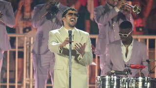 Ο Bad Bunny έγραψε ιστορία στο Λονδίνο με την πρώτη συναυλία Λατινοαμερικανού σε βρετανικό στάδιο