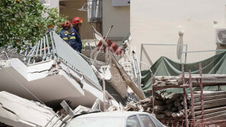 Πετράλωνα: Πέντε προσαγωγές για την κατάρρευση της 4ώροφης πολυκατοικίας - Αναζητούν τον ιδιοκτήτη