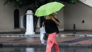 Καιρός με δύο πρόσωπα: Ζέστη με 37 βαθμούς και μπόρες - Πού θα βρέξει
