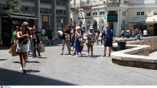 Θερινές εκπτώσεις: Την Δευτέρα 13 Ιουλίου ξεκινούν - Οι Κυριακές που θα είναι ανοιχτά τα μαγαζιά