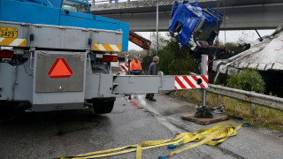Ανατροπή νταλίκας στην Κορίνθου - Πατρών: Νεκρός ο 52χρονος οδηγός