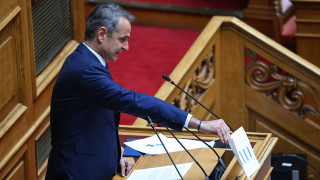 Μητσοτάκης: Μείωση 10 λεπτών στη βενζίνη και 5 λεπτών στο ντίζελ έως το τέλος Αυγούστου