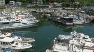 Συναγερμός στην Ασία για τον τυφώνα Μπάβι - 15 νεκροί από κατολισθήσεις στις Φιλιππίνες