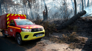 Τεράστια πυρκαγιά ξέσπασε στο δάσος του Φοντενεμπλό, κοντά στο Παρίσι
