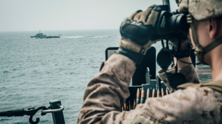 Κλειστό το Ορμούζ μετά από επτά ώρες αμερικανικών πληγμάτων - Τελεσίγραφο Τραμπ στην Τεχεράνη