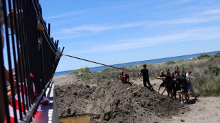 Αλβανία: Πλαστοί οι τίτλοι κτήσης για το θέρετρο Κούσνερ - Στο «μικροσκόπιο» επιχειρηματίας