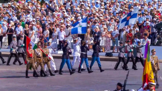 Δένδιας: Η παρουσία των Ενόπλων Δυνάμεων στο Παρίσι συμβολίζει τους ισχυρούς δεσμούς Ελλάδας-Γαλλίας