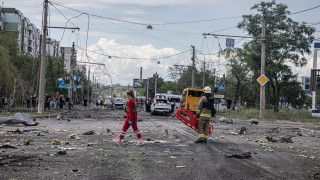 Τρεις νεκροί και τρεις τραυματίες από ρωσική πυραυλική επίθεση στην Οδησσό