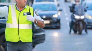 Σύγκρουση λεωφορείου με τρόλεϊ στην Πανεπιστημίου - Κυκλοφοριακό «έμφραγμα»