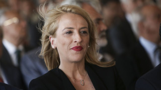 Η Ρένα Δούρου νέα πρόεδρος του ΣΥΡΙΖΑ - Εξελέγη με επτά ψήφους υπέρ και ένα λευκό
