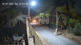 Τρεις συλλήψεις για εμπρησμούς από πρόθεση σε Αττική και Ηράκλειο Κρήτης