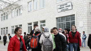 Επανέρχεται η Άγκυρα στα περί «τουρκικής μειονότητας» της Θράκης: Καταγγέλλει το «κλείσιμο» σχολείων