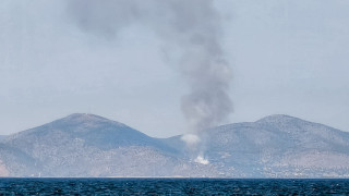 Φωτιά σε δασική έκταση στα Σελίνια Σαλαμίνας - Μήνυμα από το 112 για απομάκρυνση