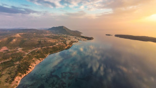 Τα πιο cool hotel news μάς έρχονται από Μεσσηνία και Σαντορίνη μέχρι Μύκονο, Κέα και Πάρο