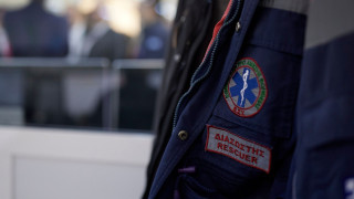 Σύρος: Διασώστρια του ΕΚΑΒ η 40χρονη που τη μαχαίρωσαν - «Ήμασταν σε άμυνα» λέει το ζευγάρι