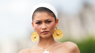 Αντιδράσεις για Zendaya: Φόρεσε αρχαία περσικά κοσμήματα 2.700 ετών στην πρεμιέρα της Οδύσσειας