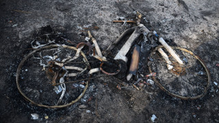 Συναγερμός στη Γαλλία: Οι Αρχές στέλνουν μάσκες στις περιοχές όπου μαίνονται οι πυρκαγιές