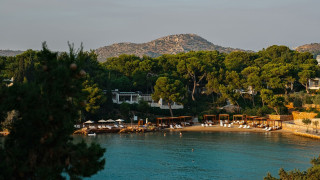 Summer in the city με άκρως καλοκαιρινές προτάσεις από τρία ξενοδοχεία της αθηναϊκής Ριβιέρας