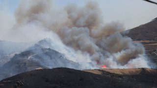 Liveblog: Μαίνεται η φωτιά στο Ρέθυμνο - Μπαράζ μηνυμάτων από το 112 σε Κρήτη, Άνδρο, Κάλυμνο