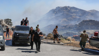 Liveblog: Αδύνατη η ρίψη νερού από αέρος σε Κρήτη και Πάρο - Μηδενική ορατότητα και στην Άνδρο