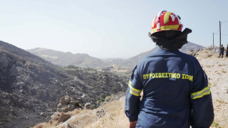 Ρέθυμνο: Καλύτερη εικόνα από τη φωτιά, μάχη με τις διαρκείς αναζωπυρώσεις