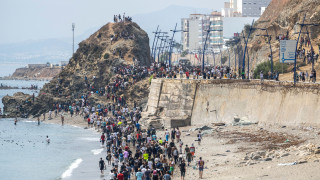 Η Ισπανία επικρίνει την «εγωιστική» στάση ορισμένων χωρών της ΕΕ για την κατάσταση στη Θέουτα
