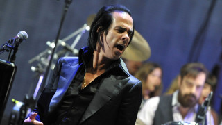 Οι «Nick Cave and the Bad Seeds» σε συναυλία – έκπληξη σε… ταράτσα δισκοπωλείου