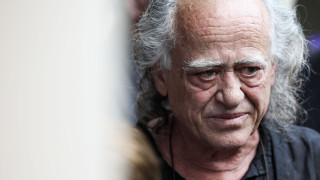 Ο πολιτικός κόσμος αποχαιρετά τον ηθοποιό Νίκο Καλογερόπουλο