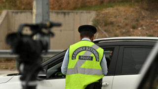 Επί ποδός η Τροχαία ενόψει Δεκαπενταύγουστου - Απαγόρευση κυκλοφορίας φορτηγών άνω των 3,5 τόνων