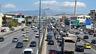Πόσο χρόνο περνούν οι Έλληνες πίσω από ένα τιμόνι;