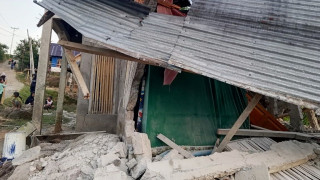 Ινδονησία: Στους 38 οι νεκροί από τη σεισμική δόνηση των 7,7 Ρίχτερ  