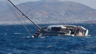Βουλιαγμένη: Ημιβύθιση ιστιοφόρου με οκτώ επιβαίνοντες – Μεταφέρθηκαν με ασφάλεια στη μαρίνα