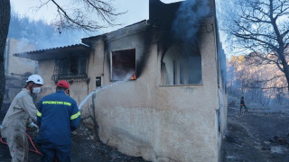 Πυρκαγιές: Οξύνεται το πολιτικό κλίμα μετά τη νέα τραγωδία στη Σαλαμίνα