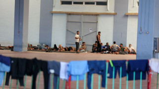 Σέρρες: Δεκαεπτά συλλήψεις για τα επεισόδια στη δομή μεταναστών στη Σιντική - Πέντε τραυματίες