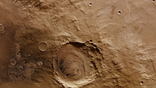 Το Mars Express μας ταξιδεύει στον κρατήρα του Άρη όπου είχε εγκλωβιστεί ο Ματ Ντέιμον στη «Διάσωση»
